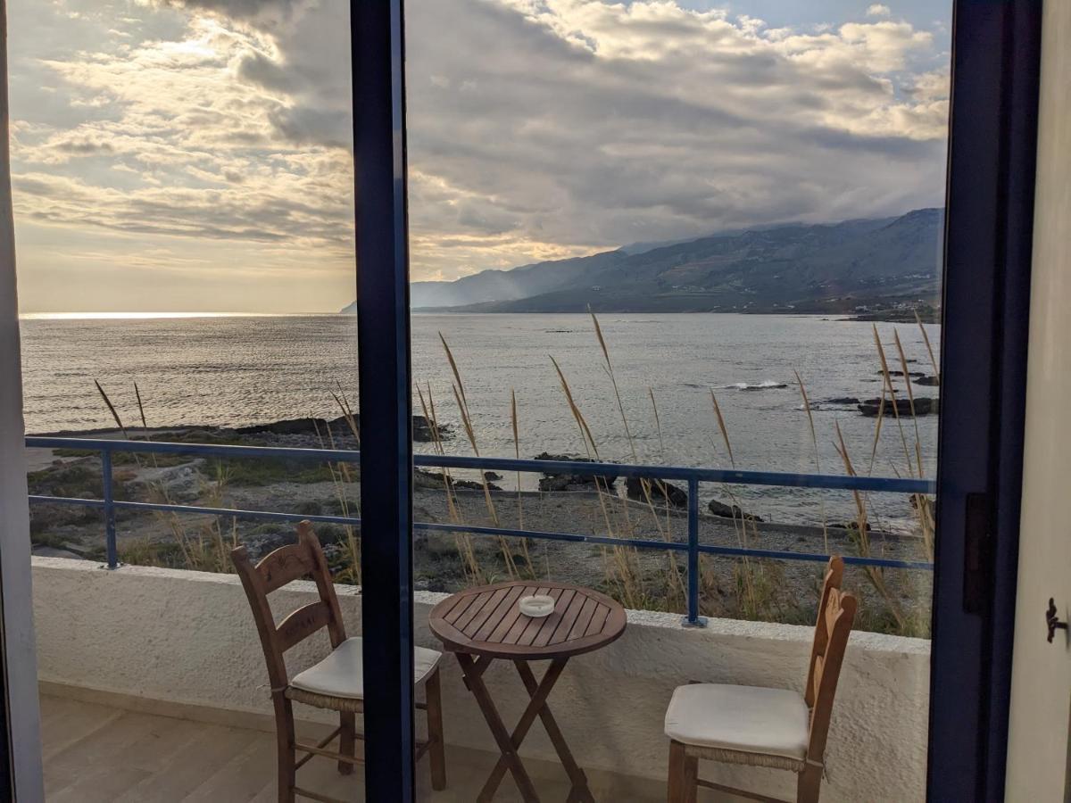 Coral Hotel Frangokastello Buitenkant foto